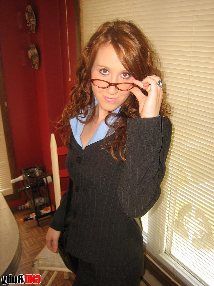 12P Ruby comes home from a hard day at the office and starts to fuck her tight pussy with her new toy
