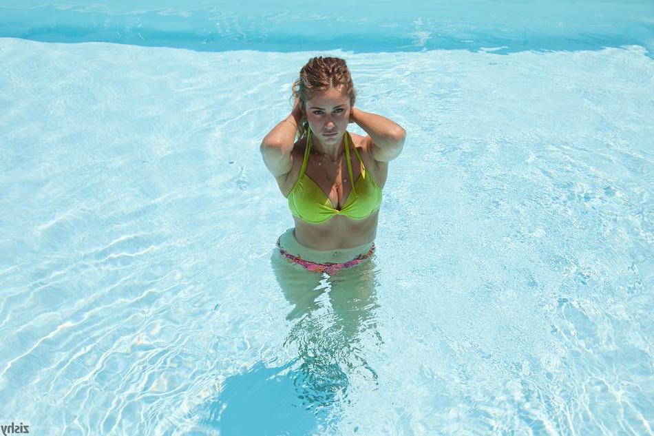 8P Busty coed Serina Cardoni teases in her bikini by the pool