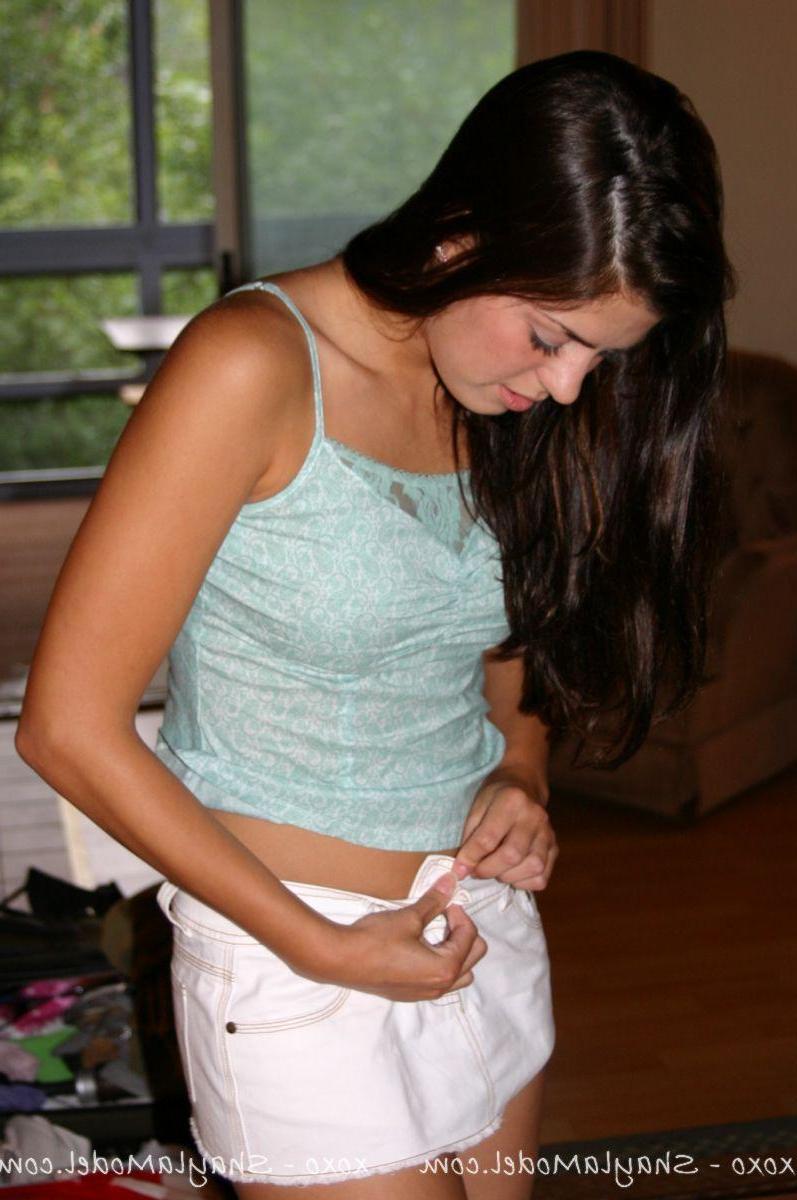 20P Pictures of Shayla Model stripping down to her panties