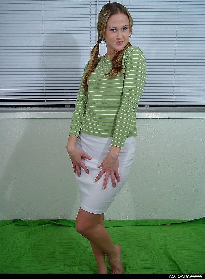 20P Pictures of Staci.ca looking to fuck in pigtails