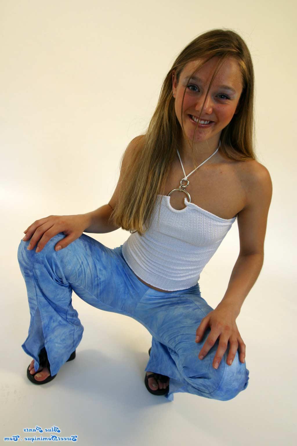 15P Pictures of teen star Sweet Dominique giving you a hot tease