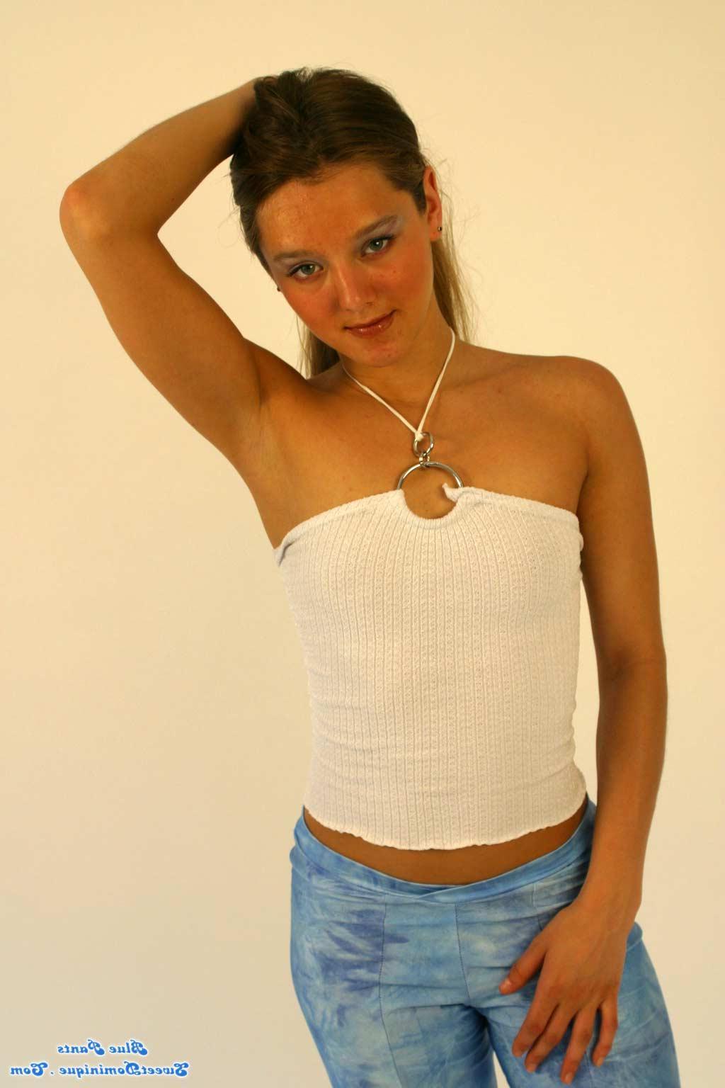 15P Pictures of teen star Sweet Dominique giving you a hot tease