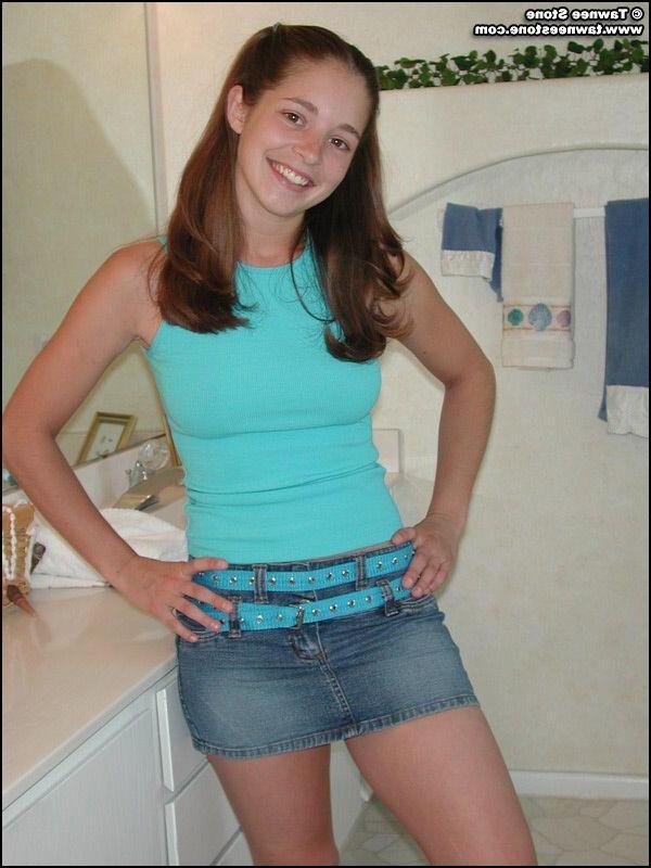 20P Pictures of Tawnee Stone teasing in her panties