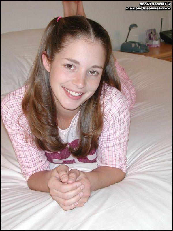20P Pictures of Tawnee Stone playing in her panties
