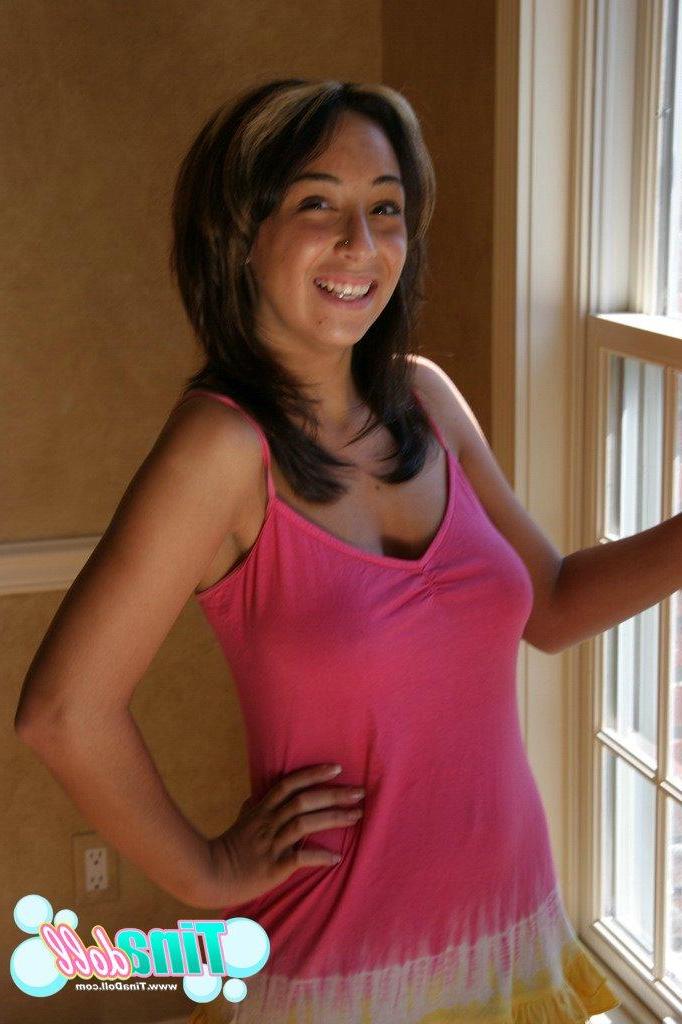 15P Tina shows us how big her boobs are