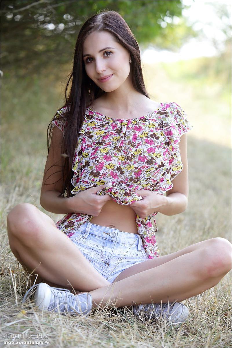 12P MPL Studios Presents Vanessa A in "Behind The Bush"