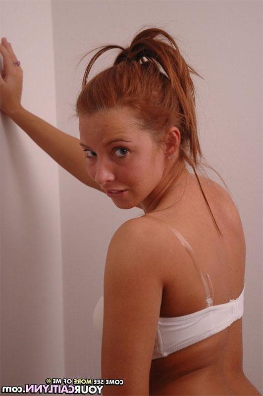 15P Pictures of teen girl Your Caitlynn teasing in her panties