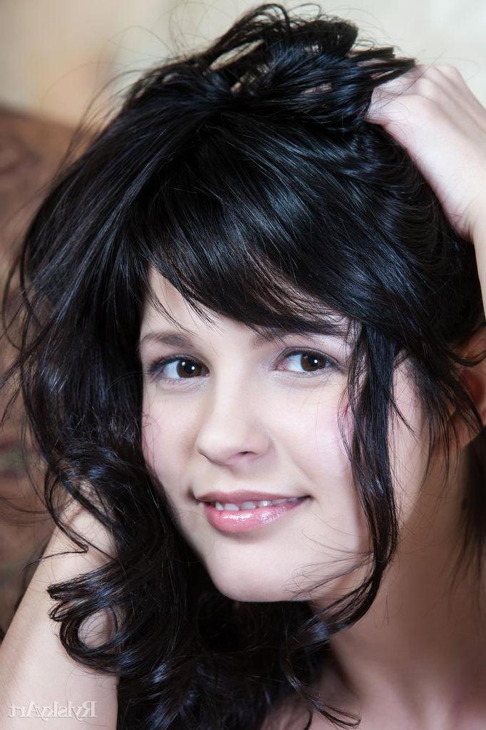 16P Pretty girl Zelda B shows you every inch of her stunning nude body