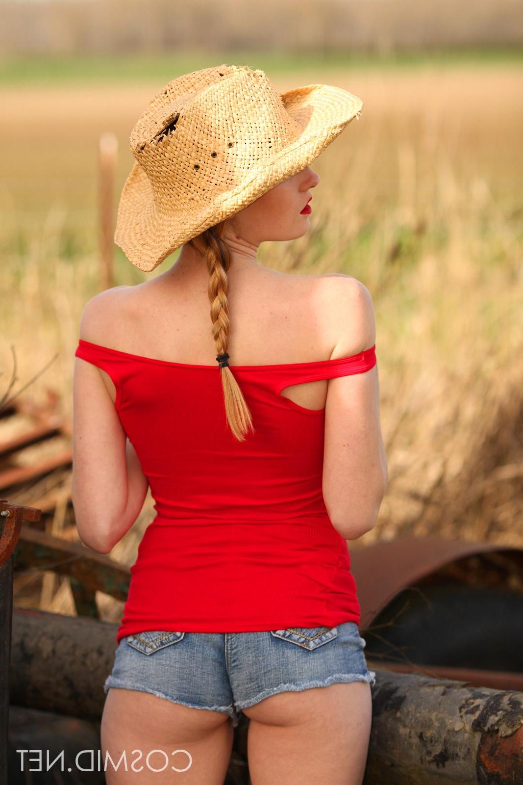 16P Blonde country girl Ashley Lane strips and flashes for you on the farm