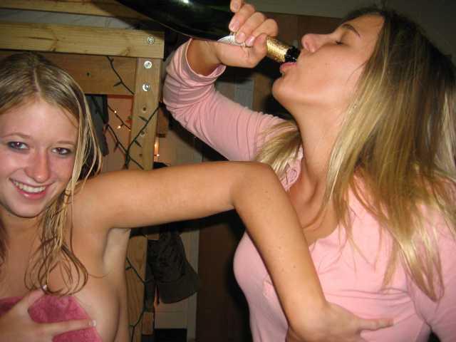 15P Hot partying college coeds go wild on camera