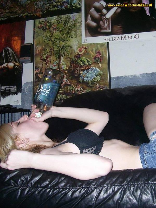 15P Stunning blonde college coed gets wild in front of the camera