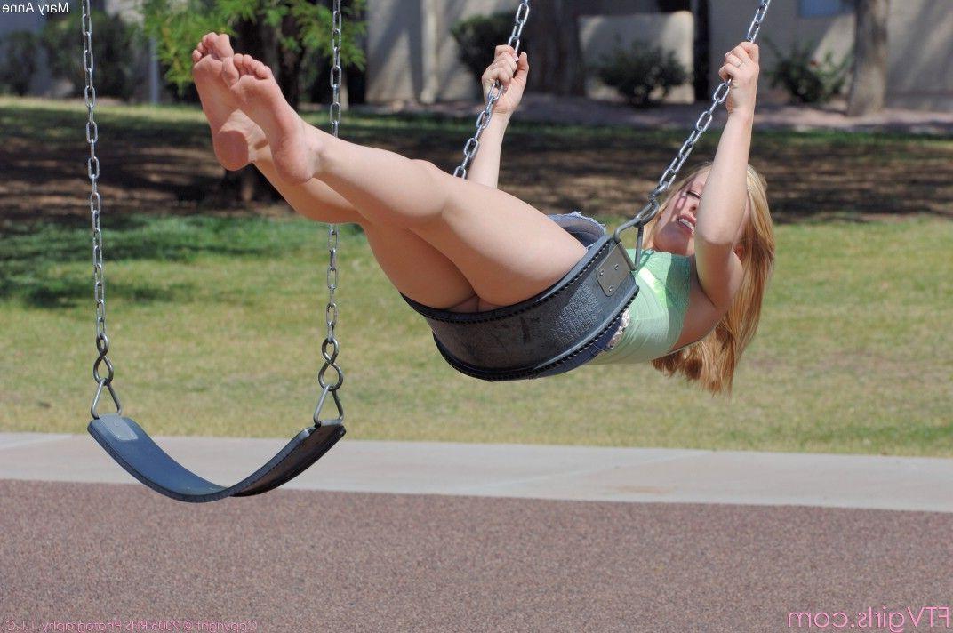 20P Pictures of Mary showing her pussy at a park