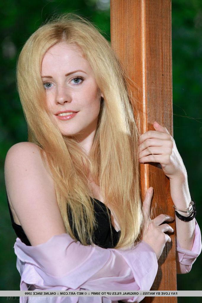 18P Blonde teen Fay Love strips naked for you outside