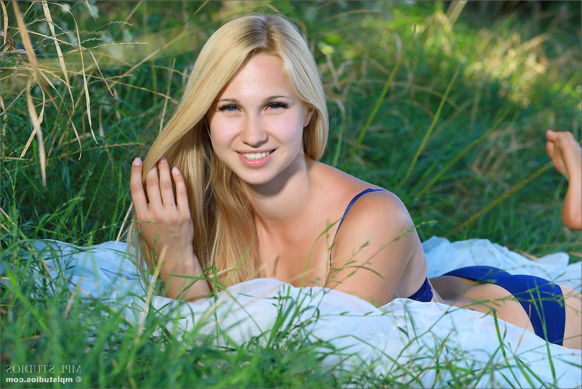 12P MPL Studios Presents Belonika in "Blond Nymph"