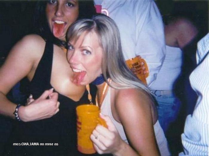 14P Hot amateur lesbians licking their girlfriends' hot tits on cam