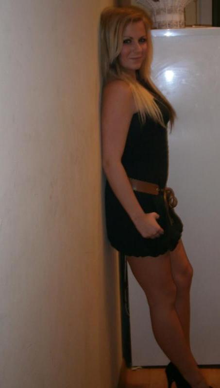 10P Hot blonde cocktease strips naked and touches herself