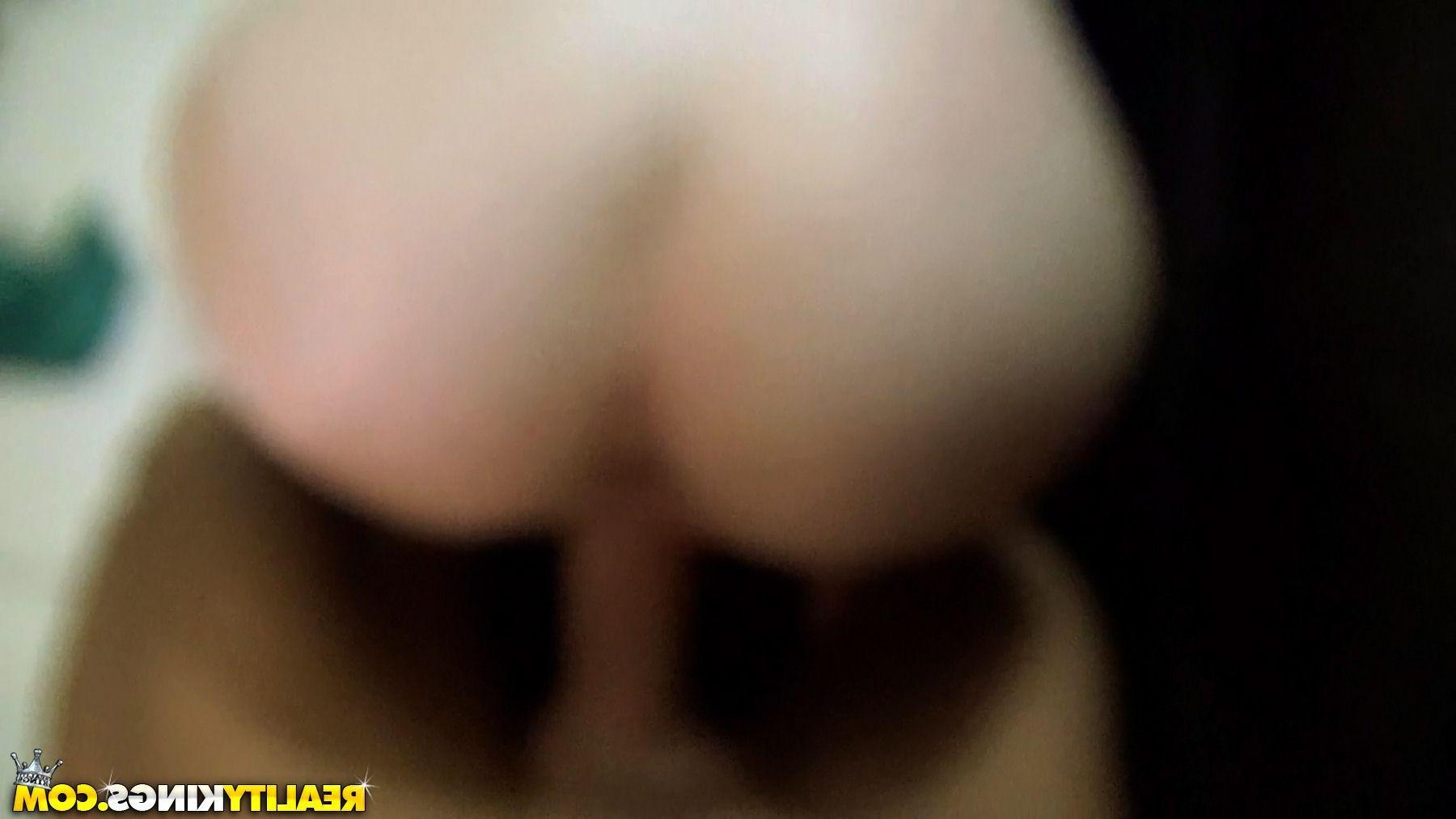 20P Redhead girl Reagan Monroe fucks a stranger for rent money