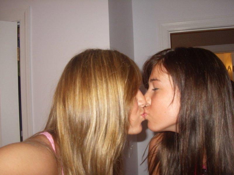 15P Pictures of two hot coeds getting naughty in the bedroom