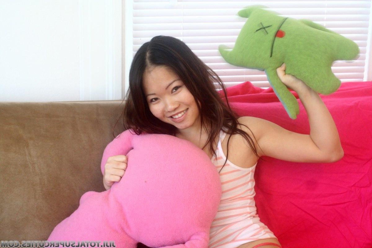 20P Pictures of a cute asian teen stripping to her panties