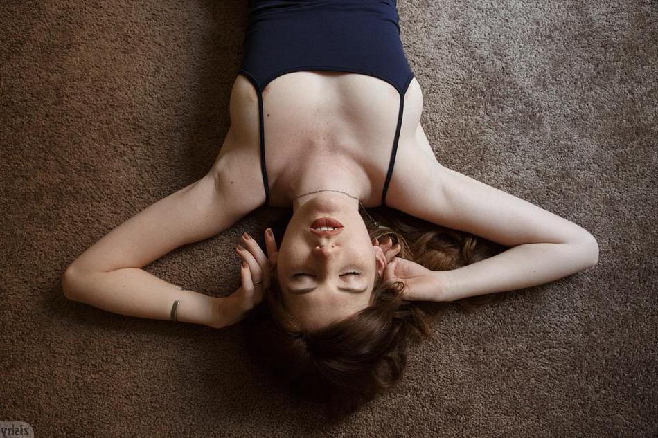 8P Redhead teen Zoe Fletcher teases with her hot body at home