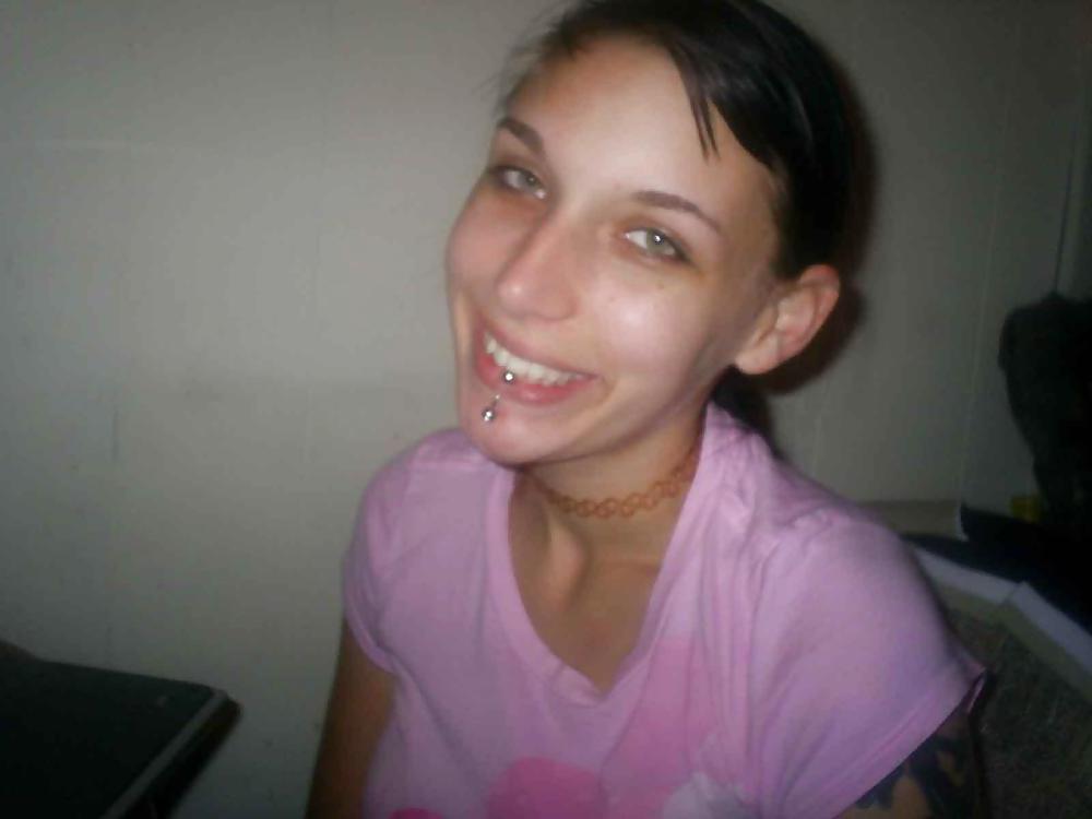 25P GERMAN GIRLS EXPOSED - FUCK HORNY PETRA