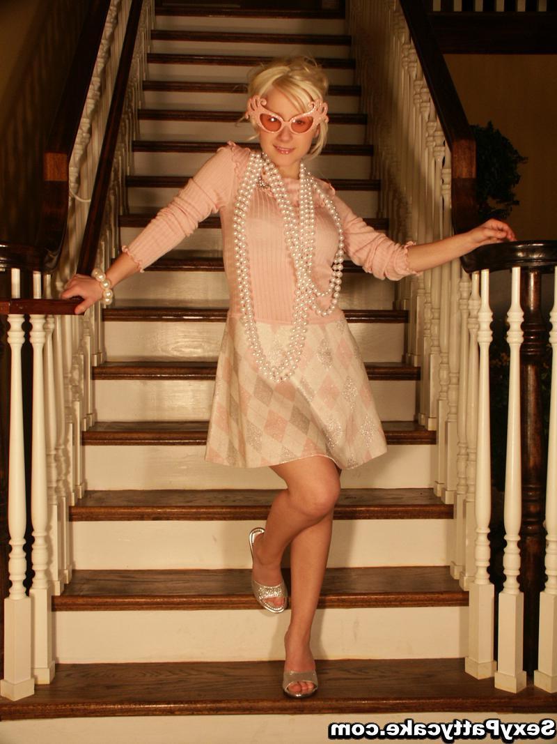16P Blonde teen Sexy Pattycake teases in pearls and panties