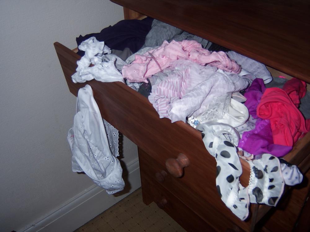 16P Panties pics