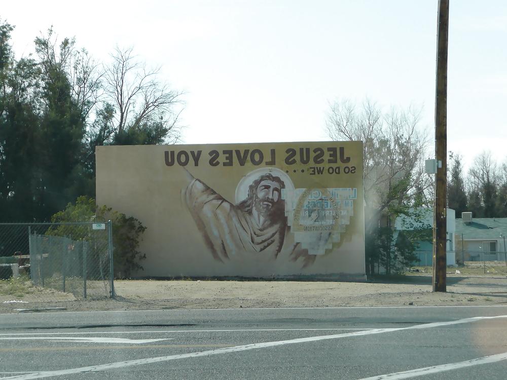 12P Some funny pics from a roadtrip to the States