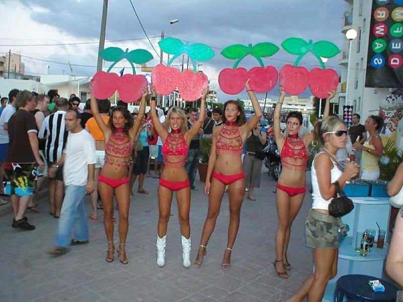 8P Holiday at Ibiza
