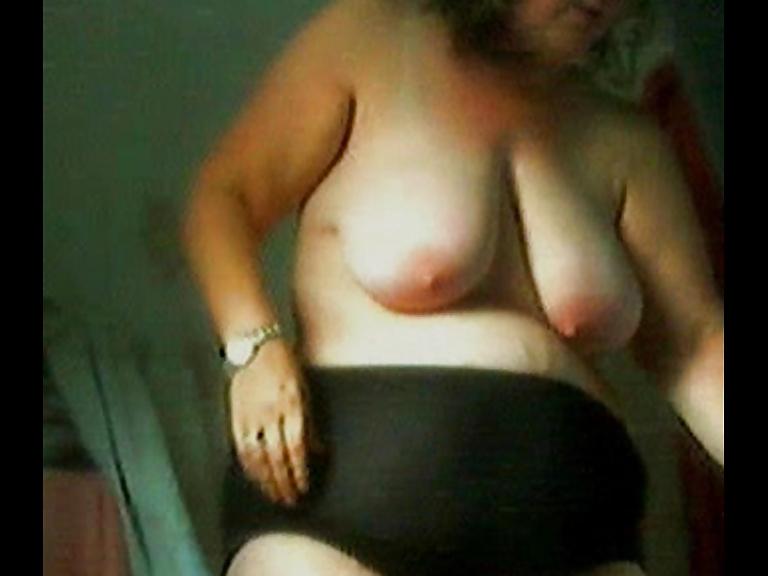 4P Wife on hidden cam