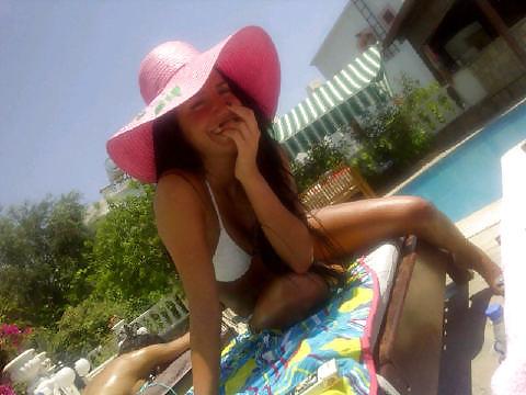 25P Friend's wife Gulsen