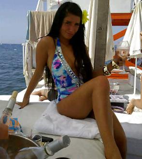 25P Friend's wife Gulsen