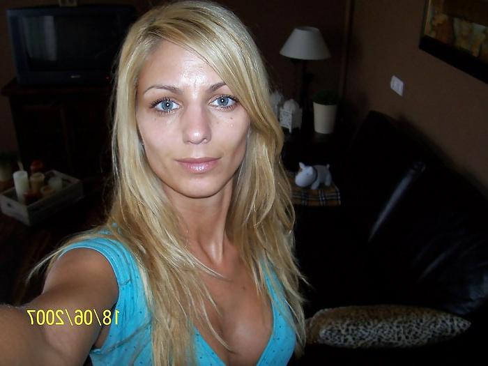 14P Dutch MILF