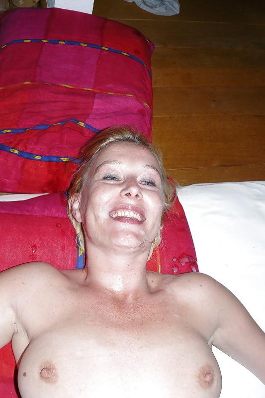 25P DUTCH SLUT - GETTING FACIALIZED