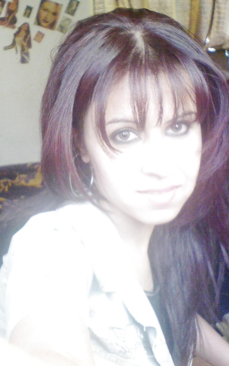13P Arab sexy women share