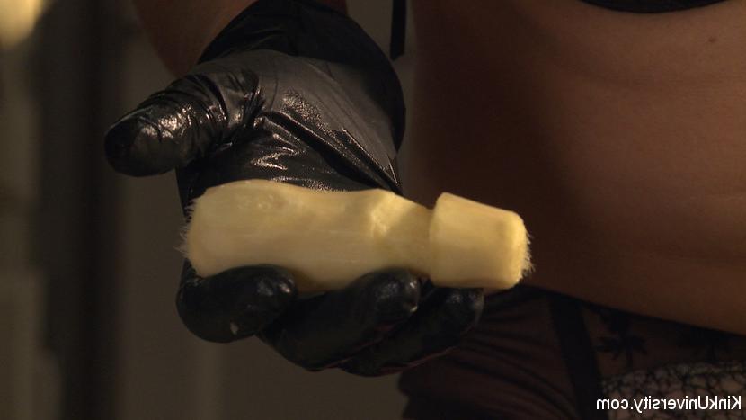 12P Figging (using freshly peeled ginger as a buttplug or dildo) creates an intense 
