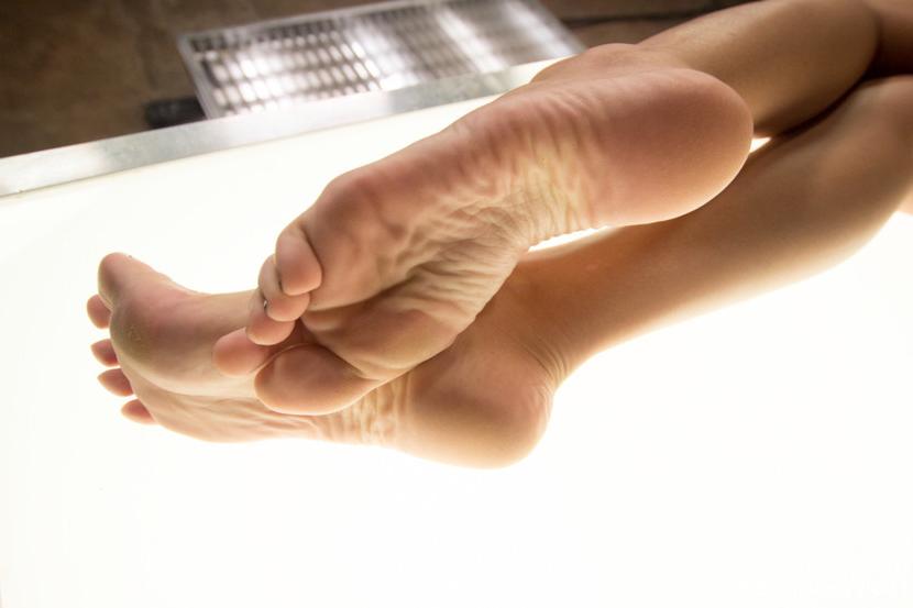 15P Foot Fucking Fetish Foursome