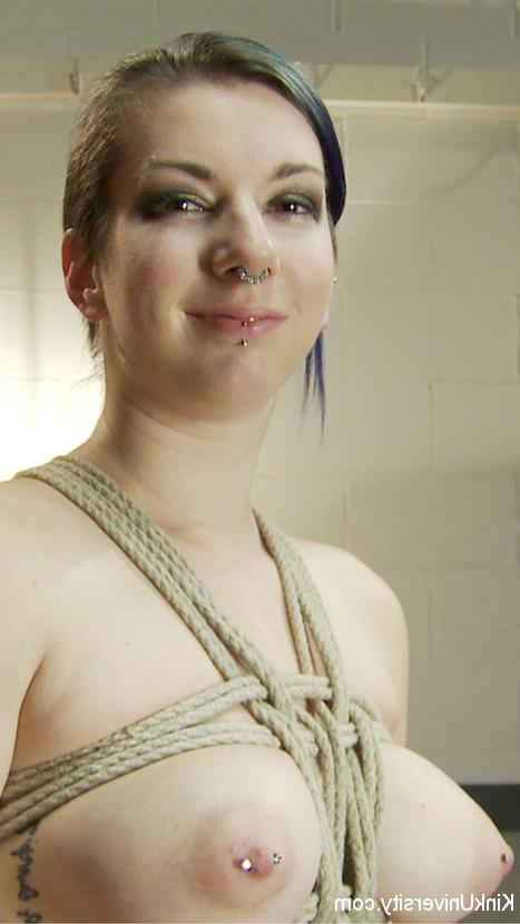 15P Learn now to use rope to create beautiful decorative bondage, such as elaborate 