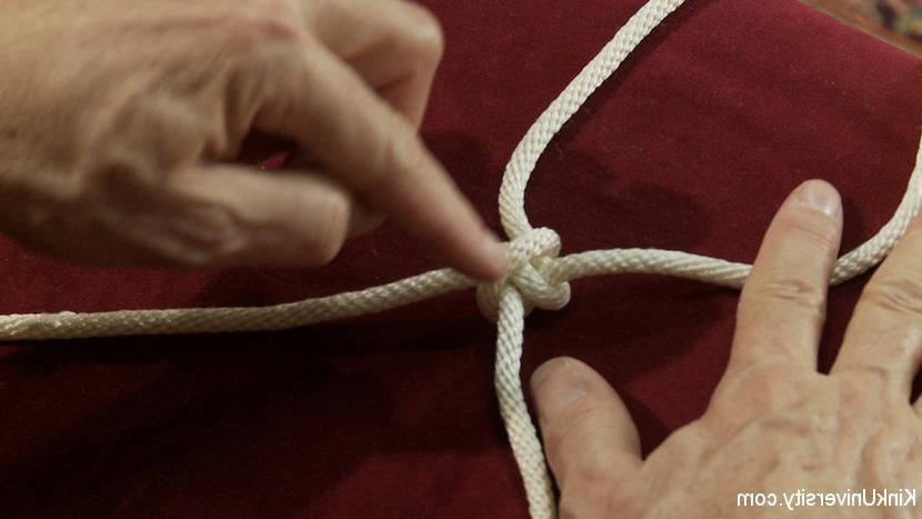 15P Learn now to use rope to create beautiful decorative bondage, such as elaborate 