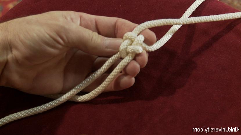 15P Learn now to use rope to create beautiful decorative bondage, such as elaborate 