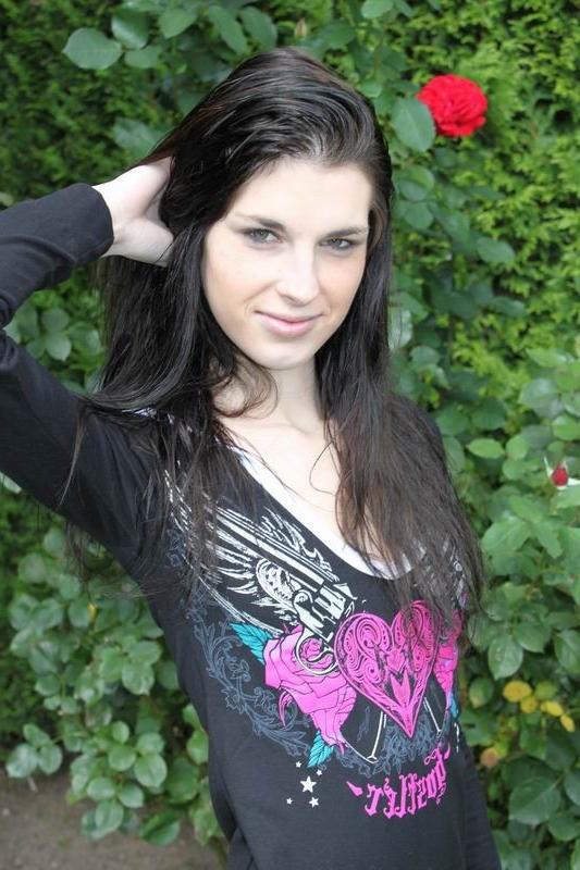 15P super skinny dutch girl posing outdoors