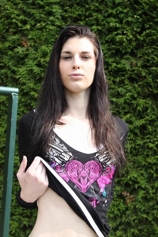 15P super skinny dutch girl posing outdoors