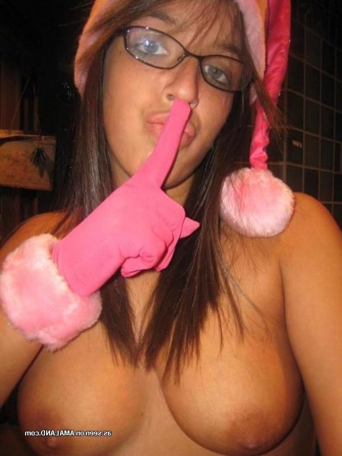 12P Amateur sexy girlfriends camwhoring for their lovers
