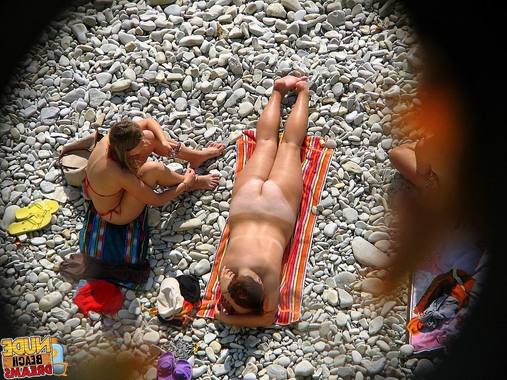 15P Totally naked women shows off and having fun under the sun