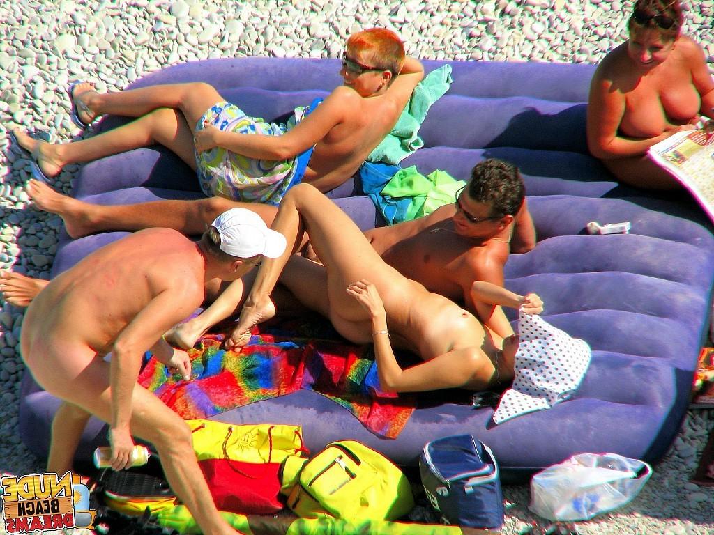 15P Group of nudists caught on hidden cam