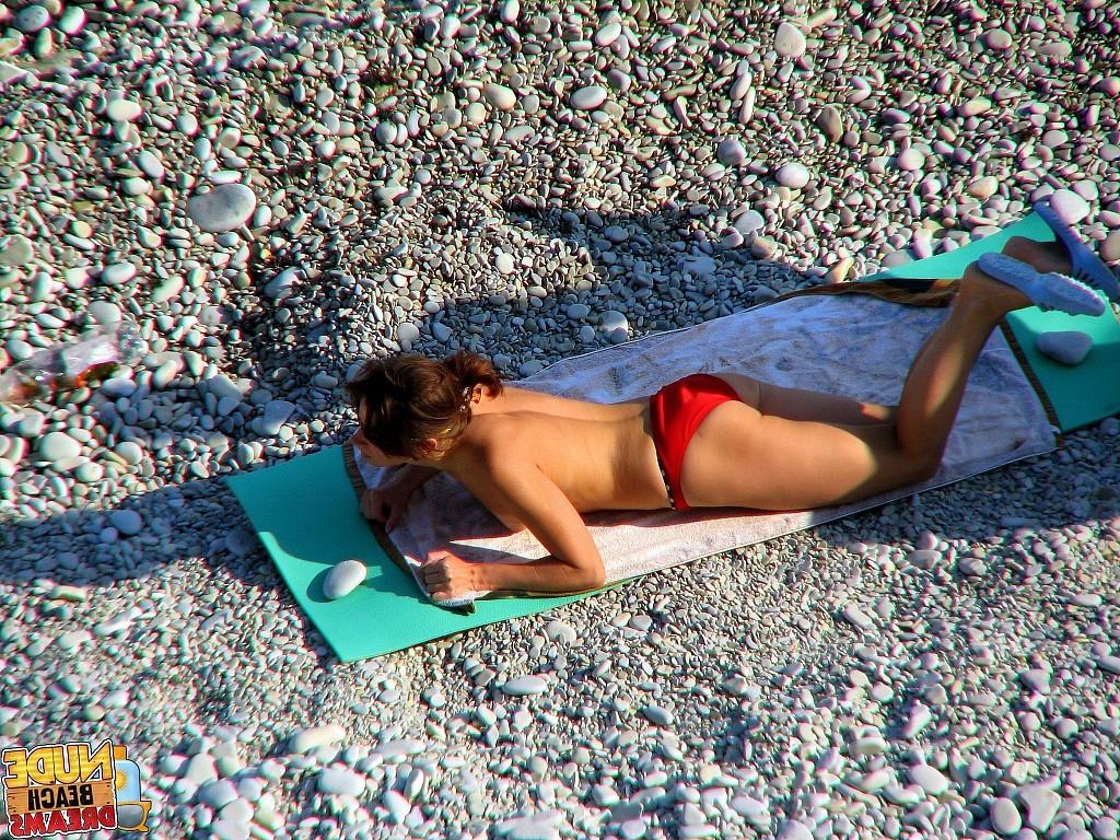 15P Group of nudists caught on hidden cam