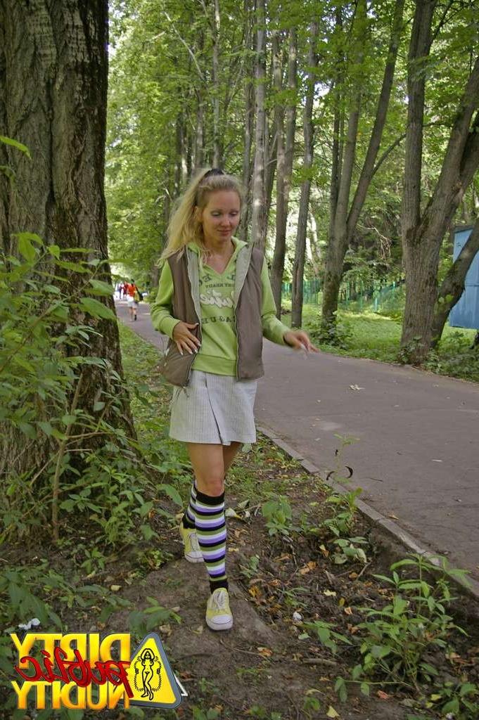 15P Eva takes a much needed piss