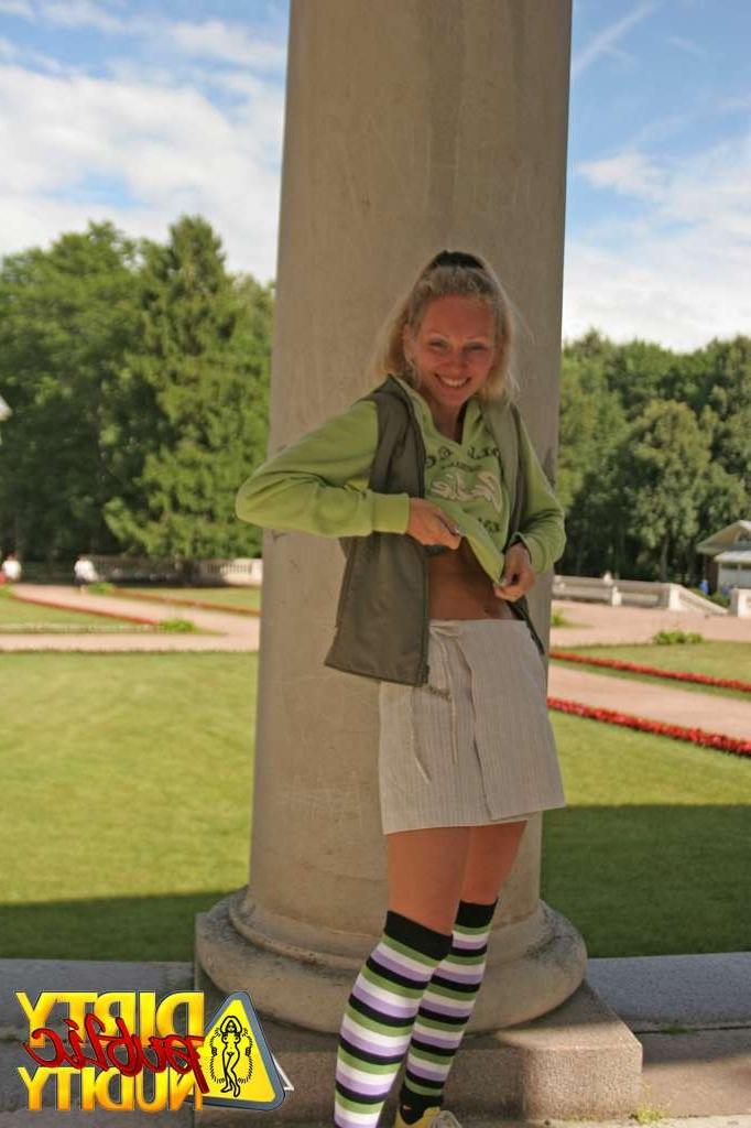 15P Eva takes a much needed piss