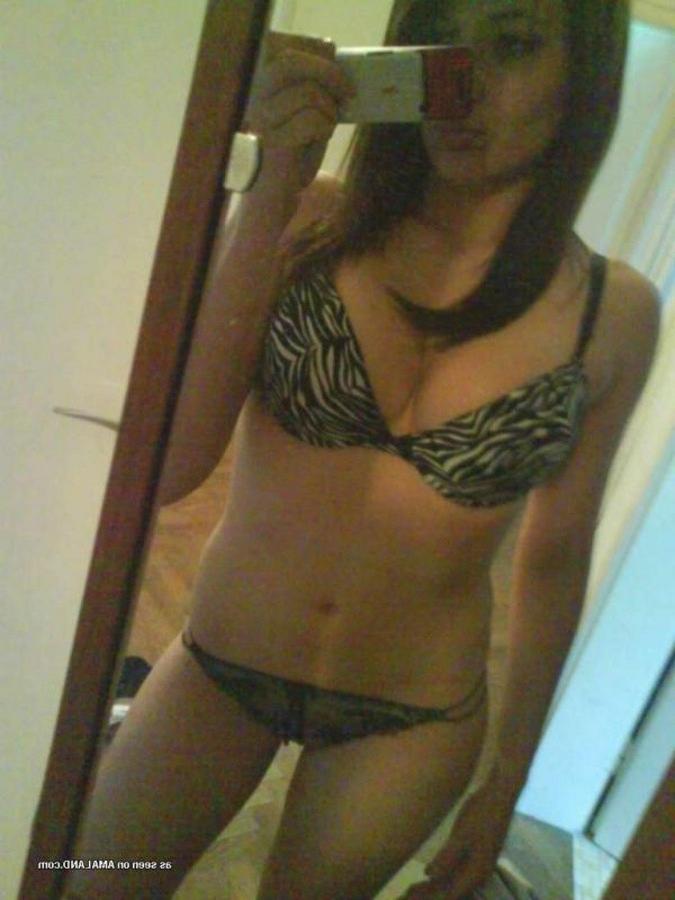11P Wild steamy hot sexy amateur bombshell camwhoring