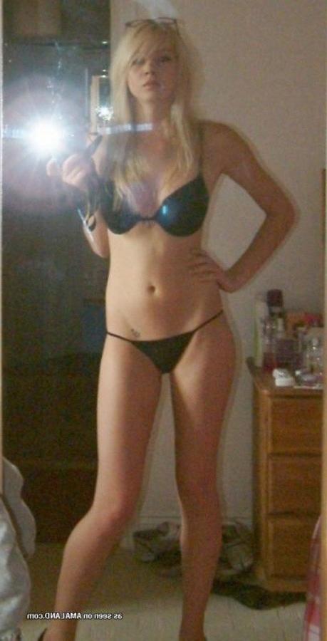 11P Sexy naughty hot inked amateur bombshell shows her tits
